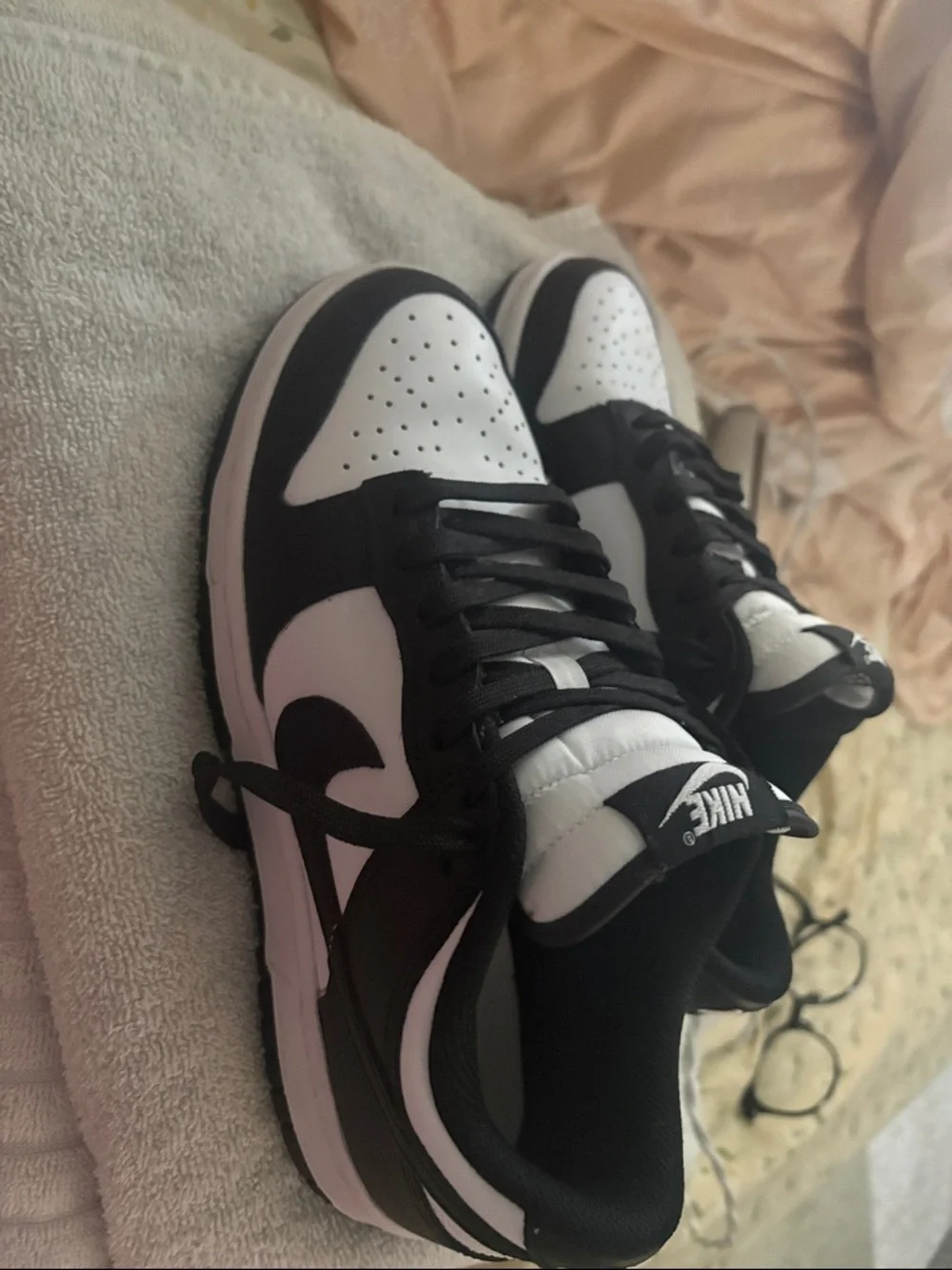 Panda dunks - Picture 3 of 3